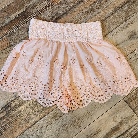 🔹️Free People Peach "Elena" Embroidered Eyelet Scalloped Hem Shorts Medium - Picture 4 of 9